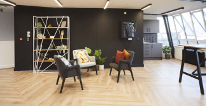 10 Earlham St, London - Image 2