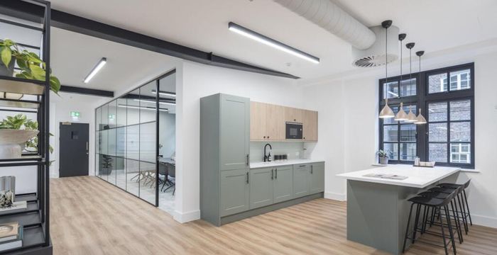 39 Earlham St, London - Image 5