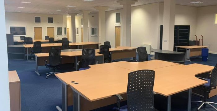 Chapel Rd, Oldham - Image 4