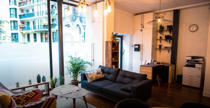 48 Rue Joseph De Maistre, Paris - Image 3