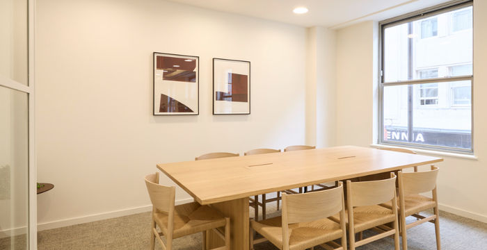 3 Rathbone Place, West End - Image 5