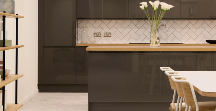 3 Rathbone Place, West End - Image 4