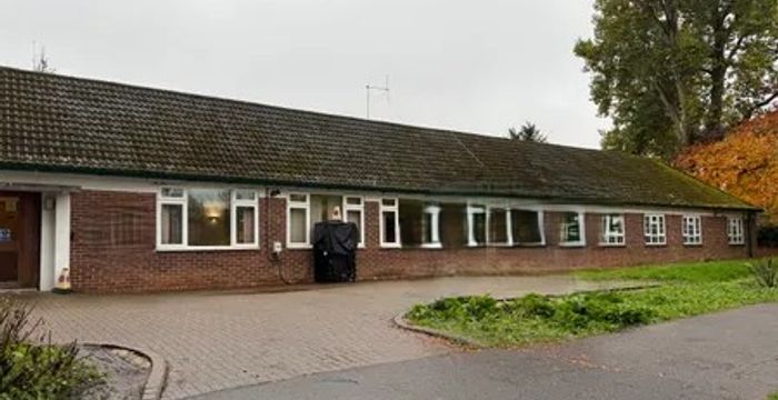 Randalls Rd, Leatherhead - Image 2