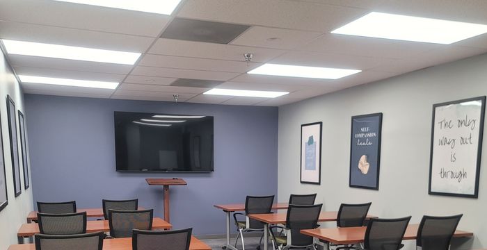 1300 Diamond Springs Road, Virginia Beach - Image 4