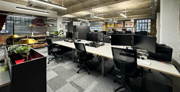 64 Essex Road, Islington - Image 2