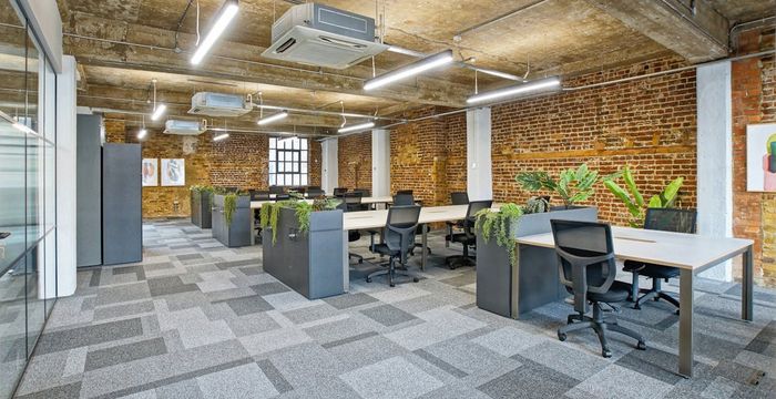 64 Essex Road, Islington - Image 2