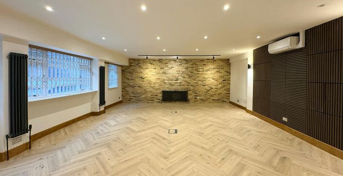 6 Grafton Mews, Fitzrovia - Image 4