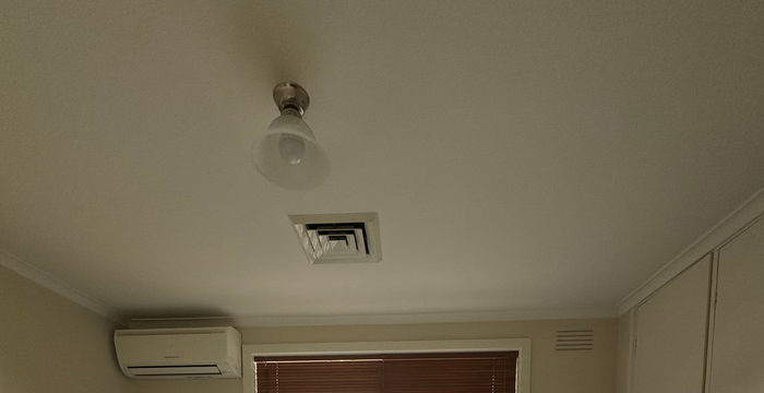 240 Mickleham Rd, Gladstone Park - Image 2