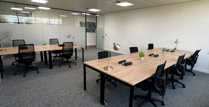 Almondsbury, Bristol - Image 4