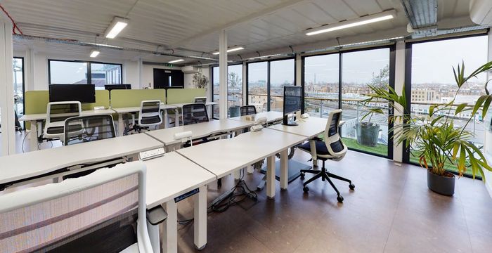 212 Regent's Park Road, Chalk Farm - Image 2