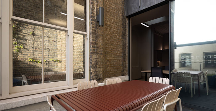 22 Grosvenor Gardens, London - Image 3