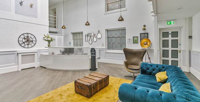 Wyvols Court, Reading - Image 5