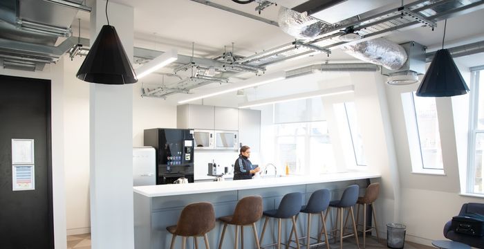 231 Strand, Strand - Image 4