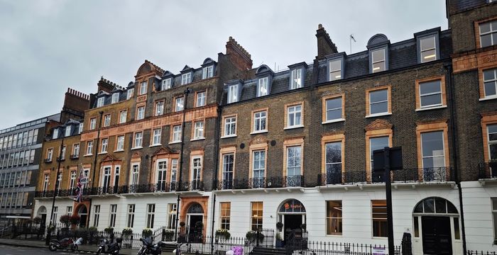 Russell Square - Image 2