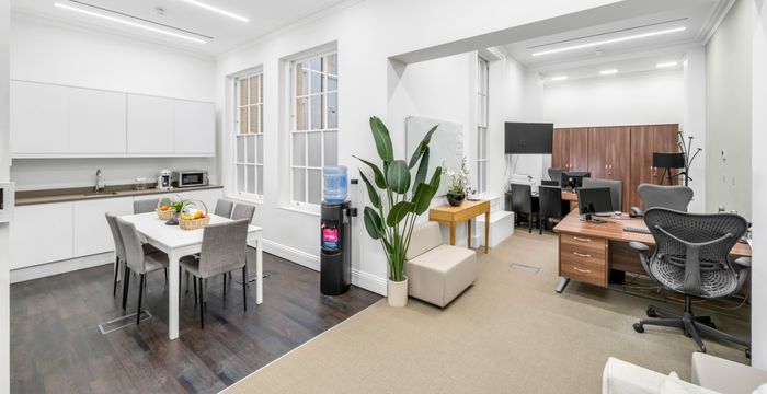 25 Dover Street, Greater London - Image 2