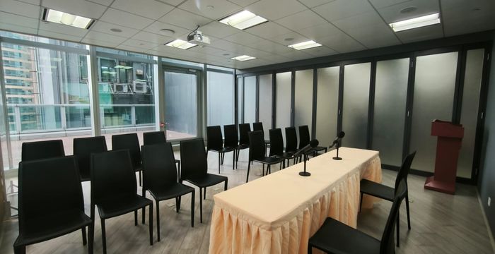 33 Des Voeux Road Central, Central - Image 4