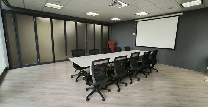 33 Des Voeux Road Central, Central - Image 4