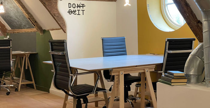 2-4 Market Square, Witney - Image 2