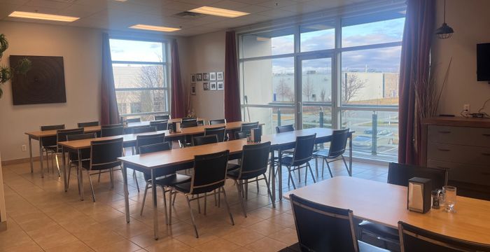 5205 Rue J-a- Bombardier, Saint-hubert - Image 4