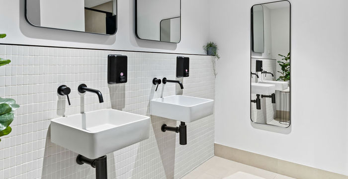 433 Logan Road, Greenslopes - Image 2