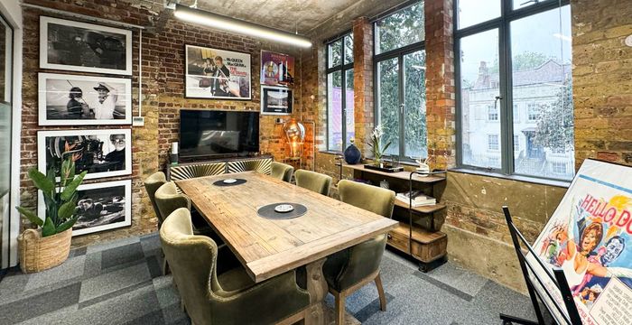 64 Essex Road, Greater London - Image 5