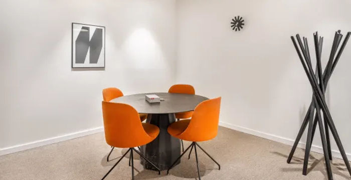 2 St Peters Street, Huddersfield - Image 3