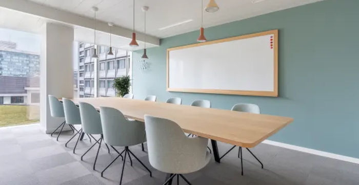 3900 W Alameda, Burbank - Image 2