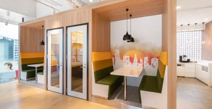 3802 E 3rd Street 3802 E 3rd Street, Bloomington - Image 3