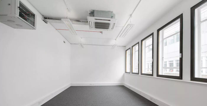 Great West Road, Brentford - Image 3