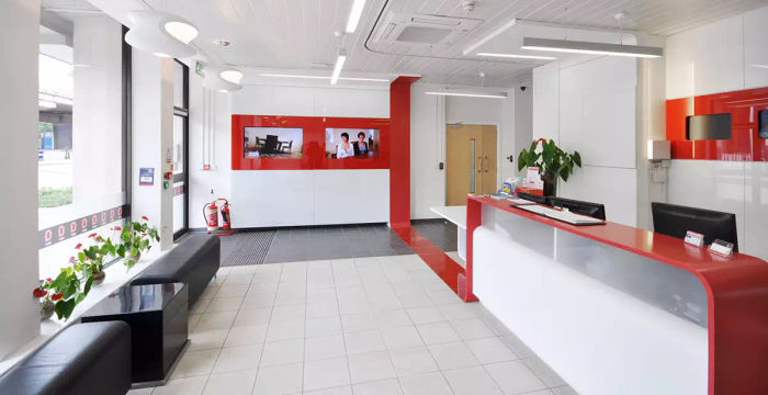 Great West Road, Brentford - Image 4