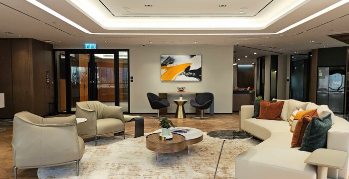 4-4A Des Voeux Road Central, Hong Kong - Image 5