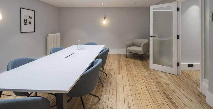 12 Foubert's Place, Soho - Image 4