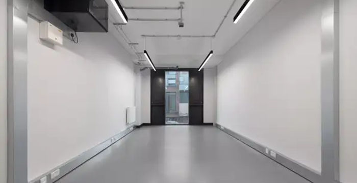 7 Corsican Square, BOW - Image 2