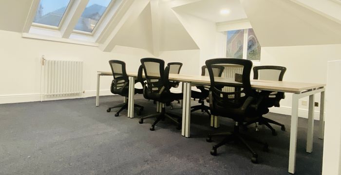 9 Park Square East, West Yorkshire - Image 4