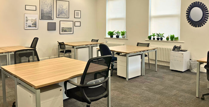 9 Park Square East, West Yorkshire - Image 3