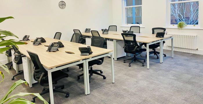 9 Park Square East, West Yorkshire - Image 3