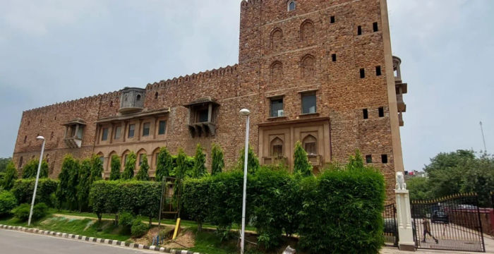 Old Fort Saket District Centre District Mall Sector 6 Pushp Vihar, Delhi - Image 5