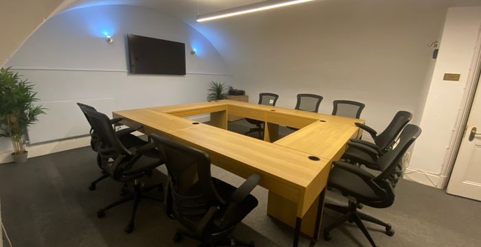 12 Castle Hill, Windsor And Maidenhead - Image 3