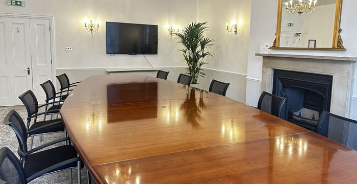 12 Castle Hill, Windsor And Maidenhead - Image 4