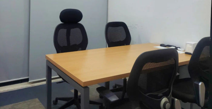 80 Feet Rd Hal Hal 3rd Stage Indiranagar, Bengaluru - Image 3