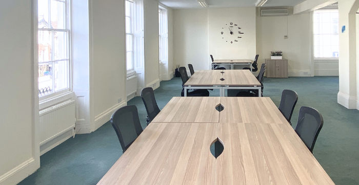 29 Cambray Place, Gloucestershire - Image 4