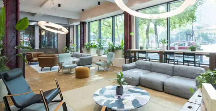 2 Whitechapel Road, Greater London - Image 4