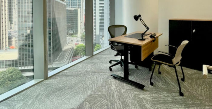 Tower 2 Ayala Triangle Gardens Paseo De Roxas, Makati - Image 2