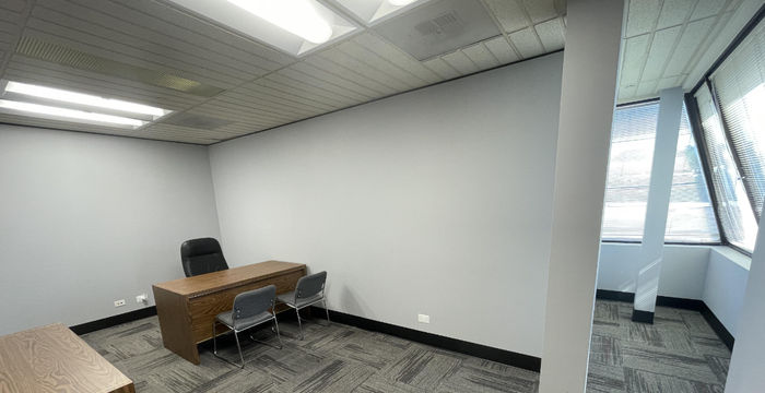 Butterfield Executive Suites - Image 4