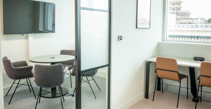 High St, Bracknell - Image 3