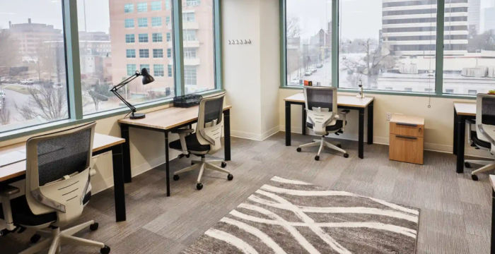 8112 Maryland Avenue, Clayton - Image 2