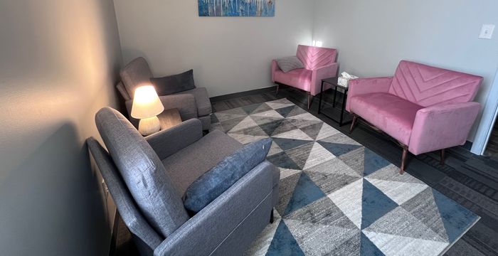 12401 East 43rd Street South, Independence - Image 5