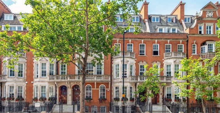 142 Buckingham Palace Road, Greater London - Image 4