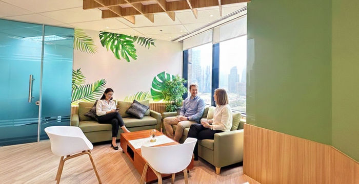 Sukhumvit Road, Khet Khlong Toei - Image 3