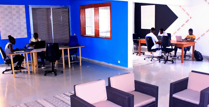 8224+mm5 Abidjan, Côte D'ivoire - Image 4